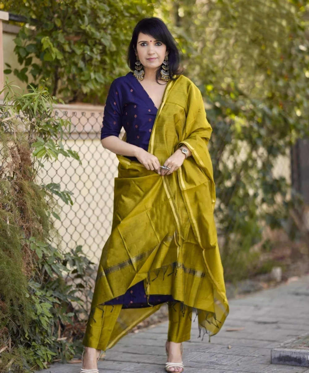 Shop Primary Image Shop Primary Image